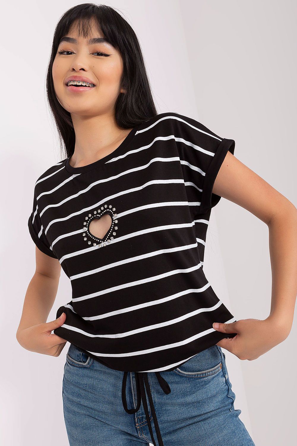 Blouse model 182137 Relevance - Toi ‘n’ Moi Ltd