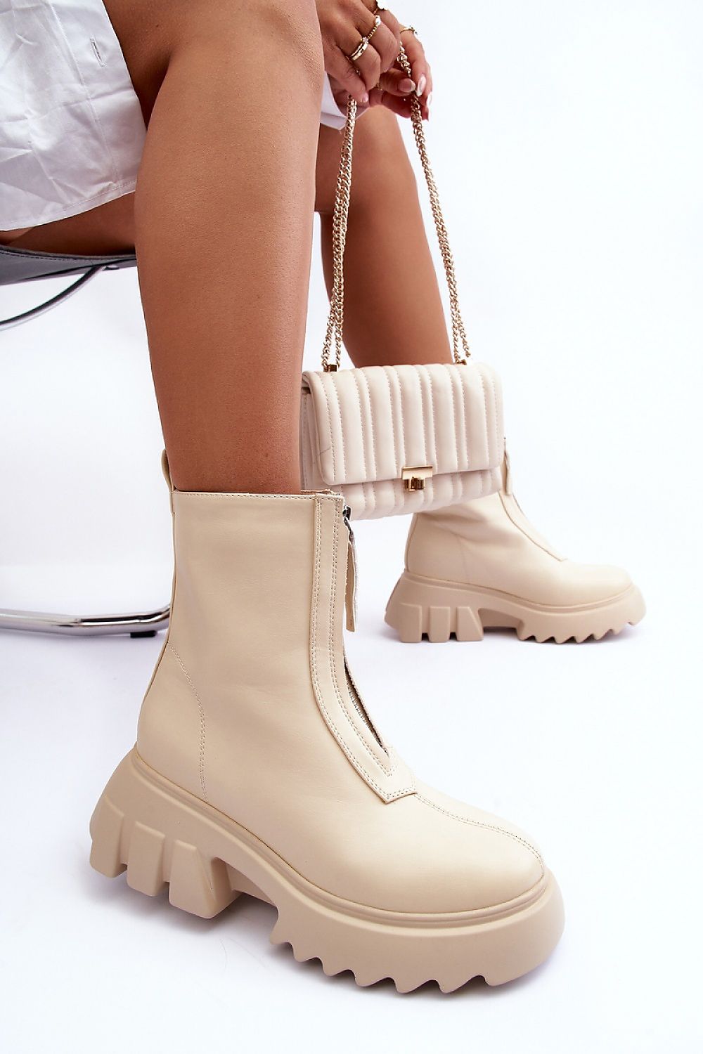 Boots model 185615 Step in style - Toi ‘n’ Moi Ltd