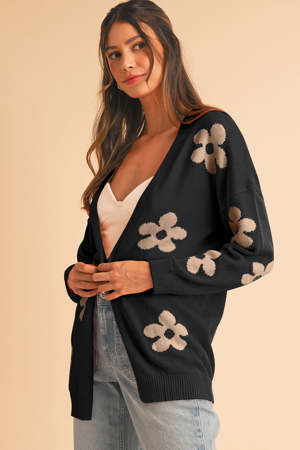Black 60s Vintage Flower Drop Shoulder Cardigan - Toi ‘n’ Moi Ltd