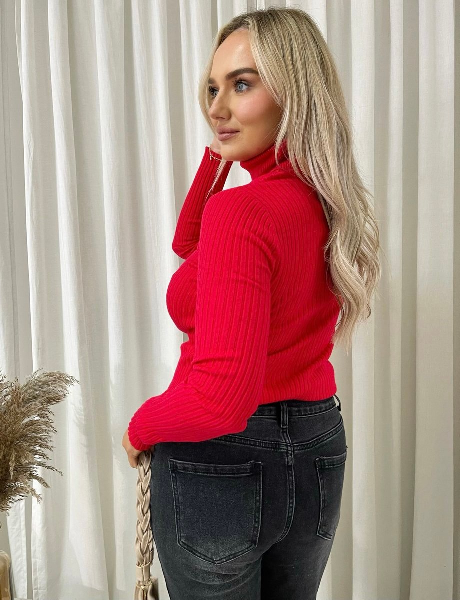 Fitted Long Sleeve Fluffy Knitted Top